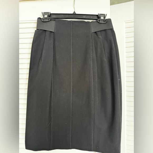 Nanette Lepore Black Ruched Center Zip Pencil Skirt - Picture 6 of 7